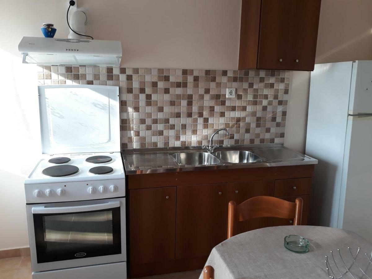 Maria Guesthouse Kini Esterno foto